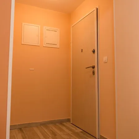 Apartamento Narenta *